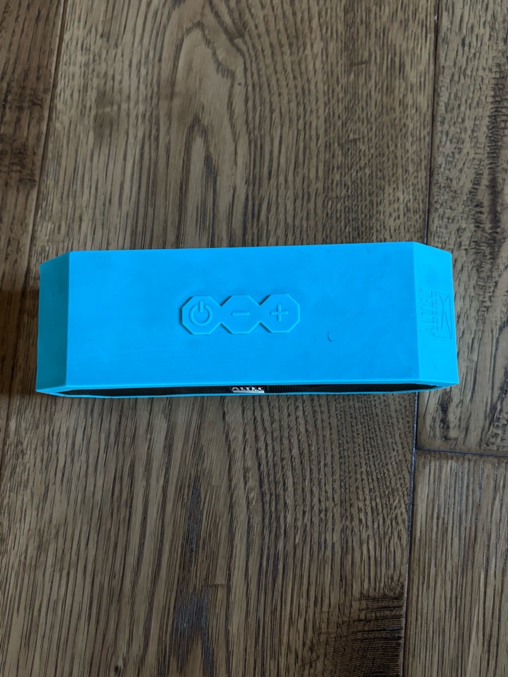 Altec Lansing Portable Bluetooth Speaker in Turquoise - Picture 3 of 6